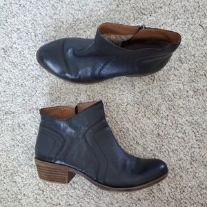 Lucky Brand Brolley Black Leather Ankle Booties Size 7